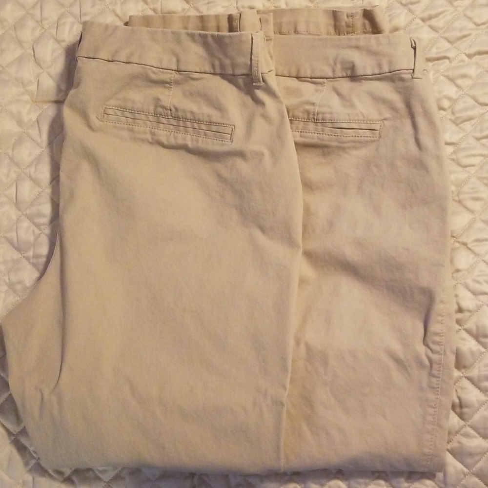 Women's Jeans and Khakis